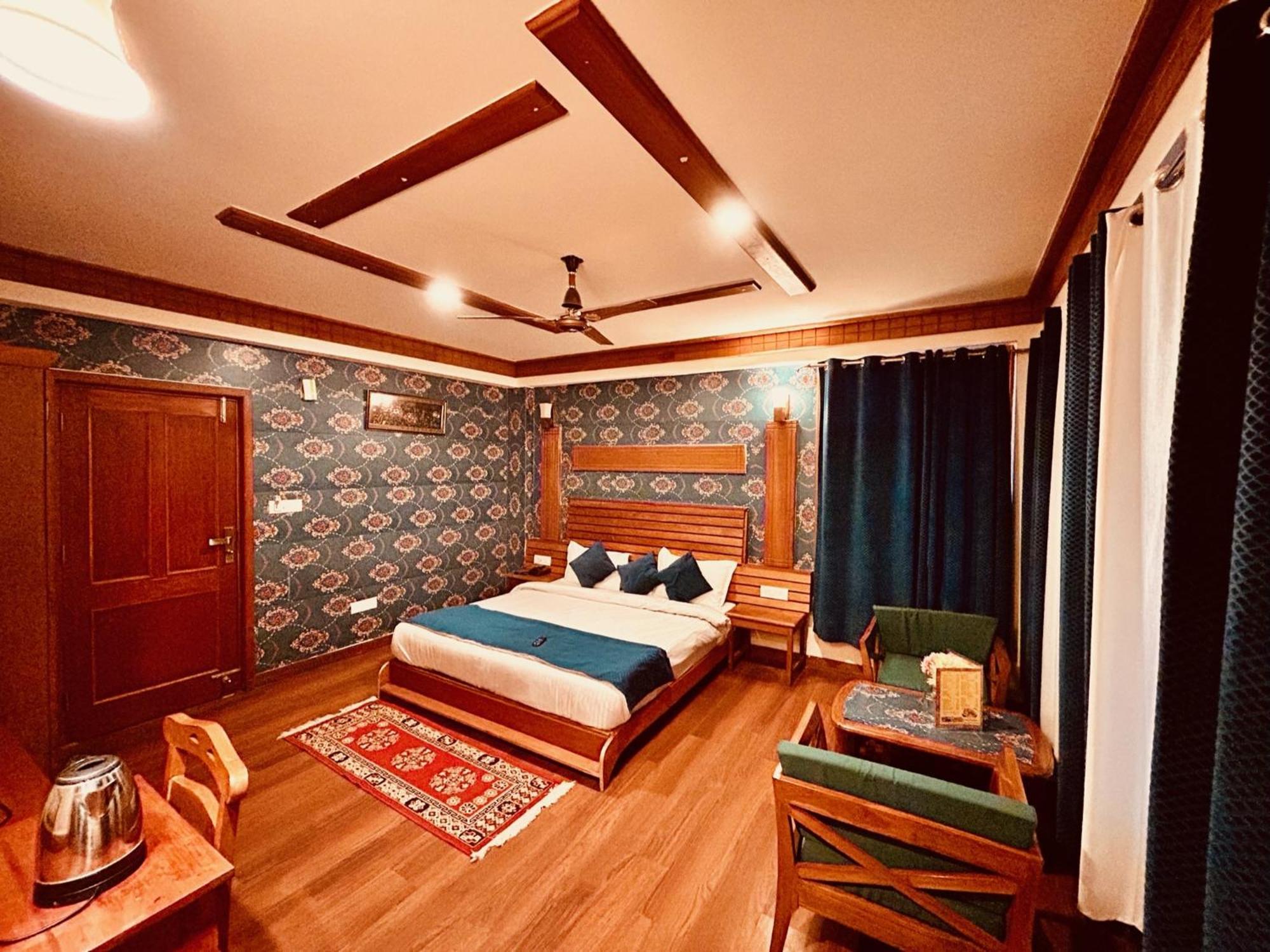 Tanglewood Villa Manāli Екстериор снимка