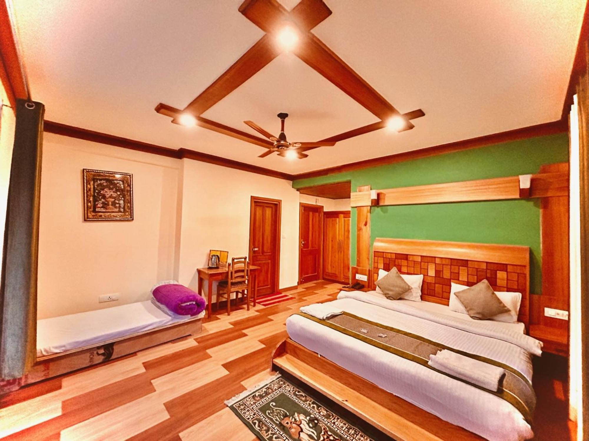Tanglewood Villa Manāli Екстериор снимка