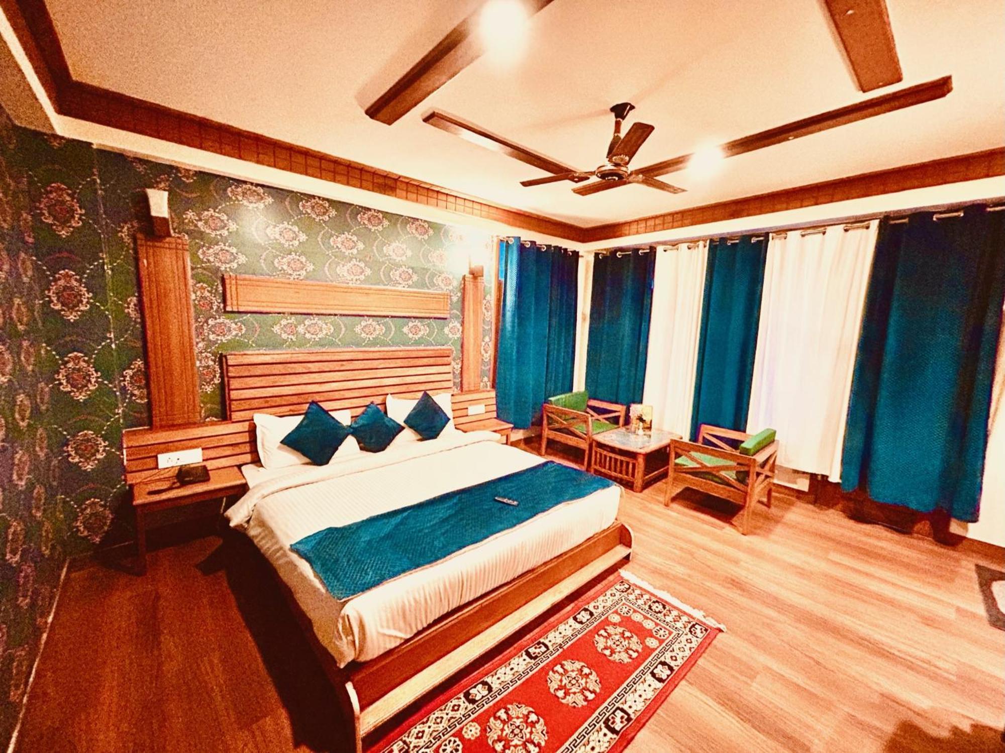 Tanglewood Villa Manāli Екстериор снимка