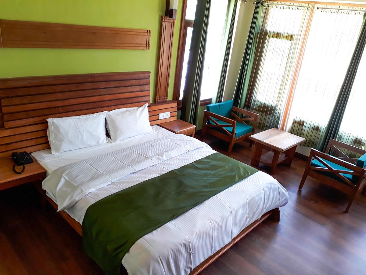 Tanglewood Villa Manāli Екстериор снимка