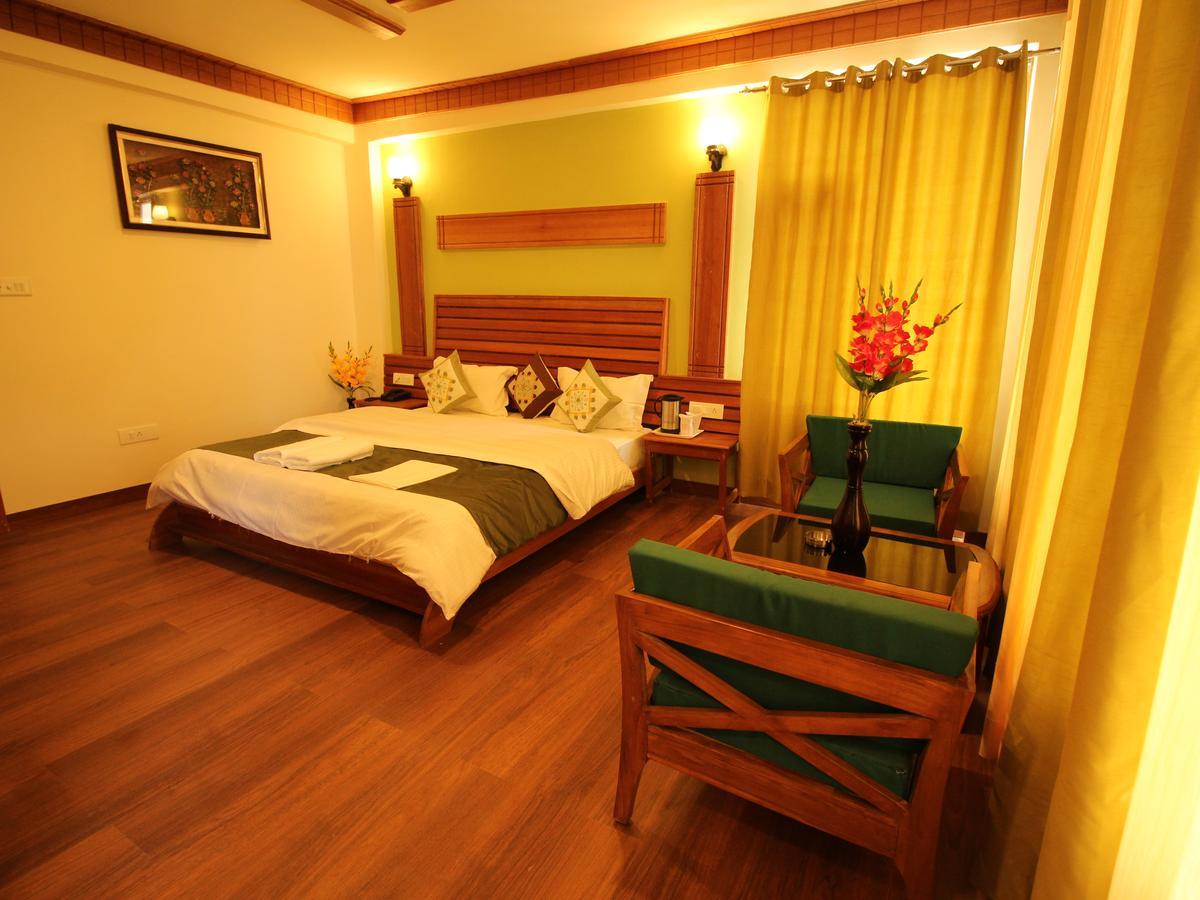 Tanglewood Villa Manāli Екстериор снимка