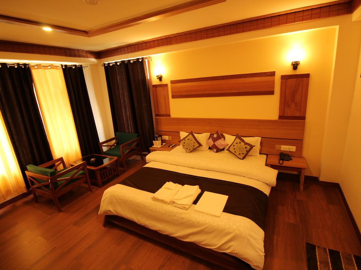 Tanglewood Villa Manāli Екстериор снимка